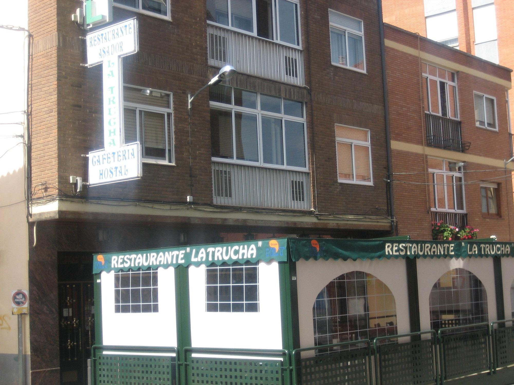 Varios Hostal Restaurante la Trucha