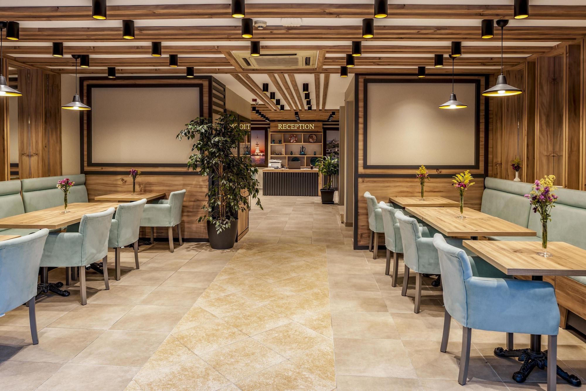 Vista Lobby Hotel Kupeli