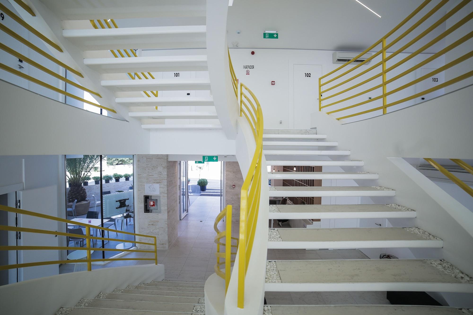 Vista Lobby Basilica hotel by MERCADO