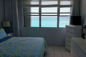 Alquiler Vacacional - Beautiful beachfront condo in the heart of Isla Verde!