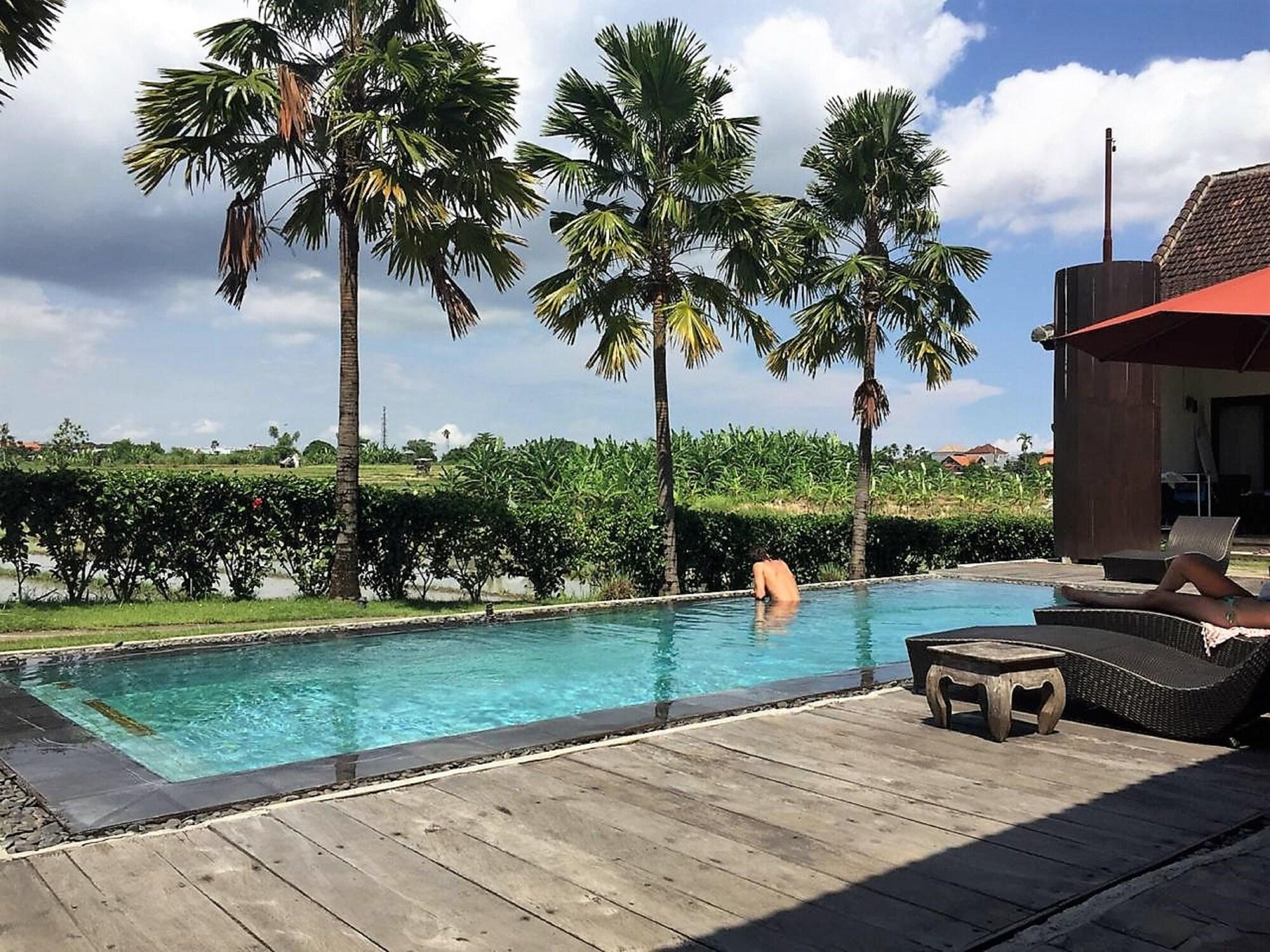 Vista Exterior Kampung Canggu