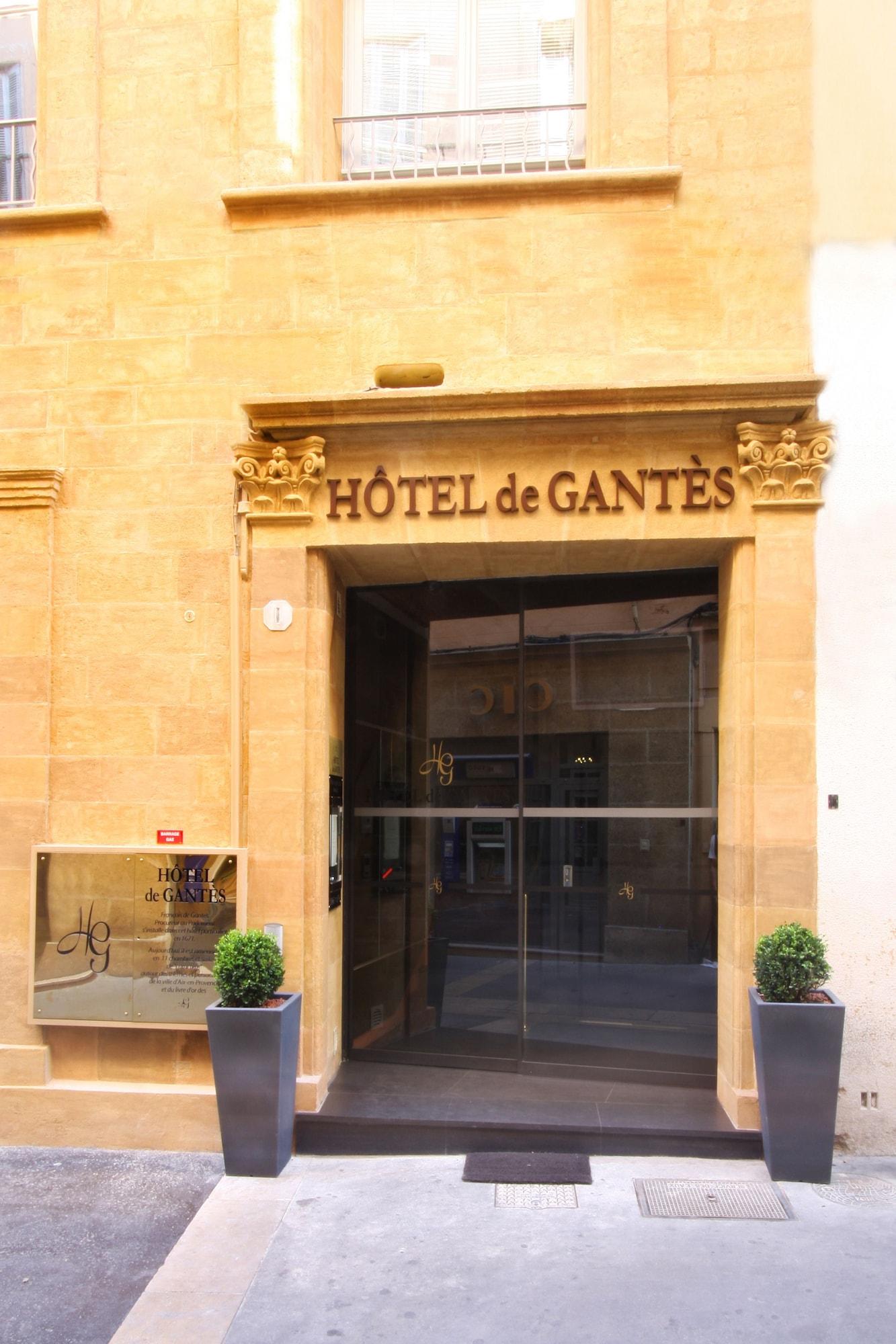 Vista Exterior Hotel de Gantès