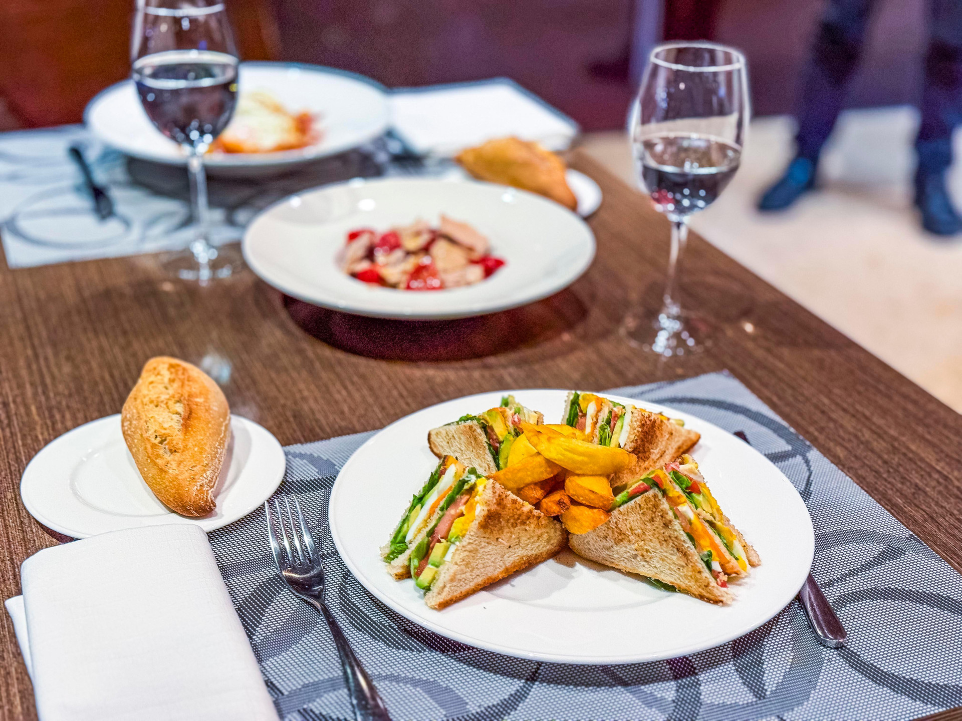 Restaurant Jardines de Uleta Suites