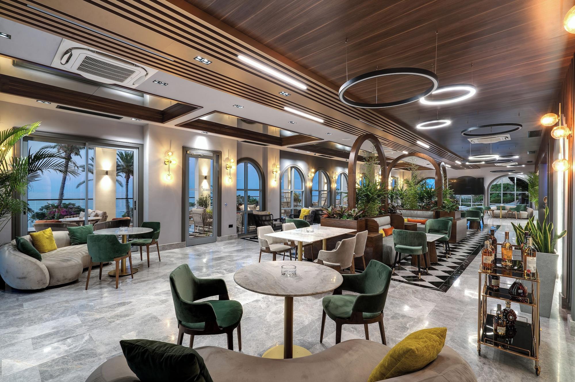 Vista Lobby Merit Park Hotel & Casino - All Inclusive