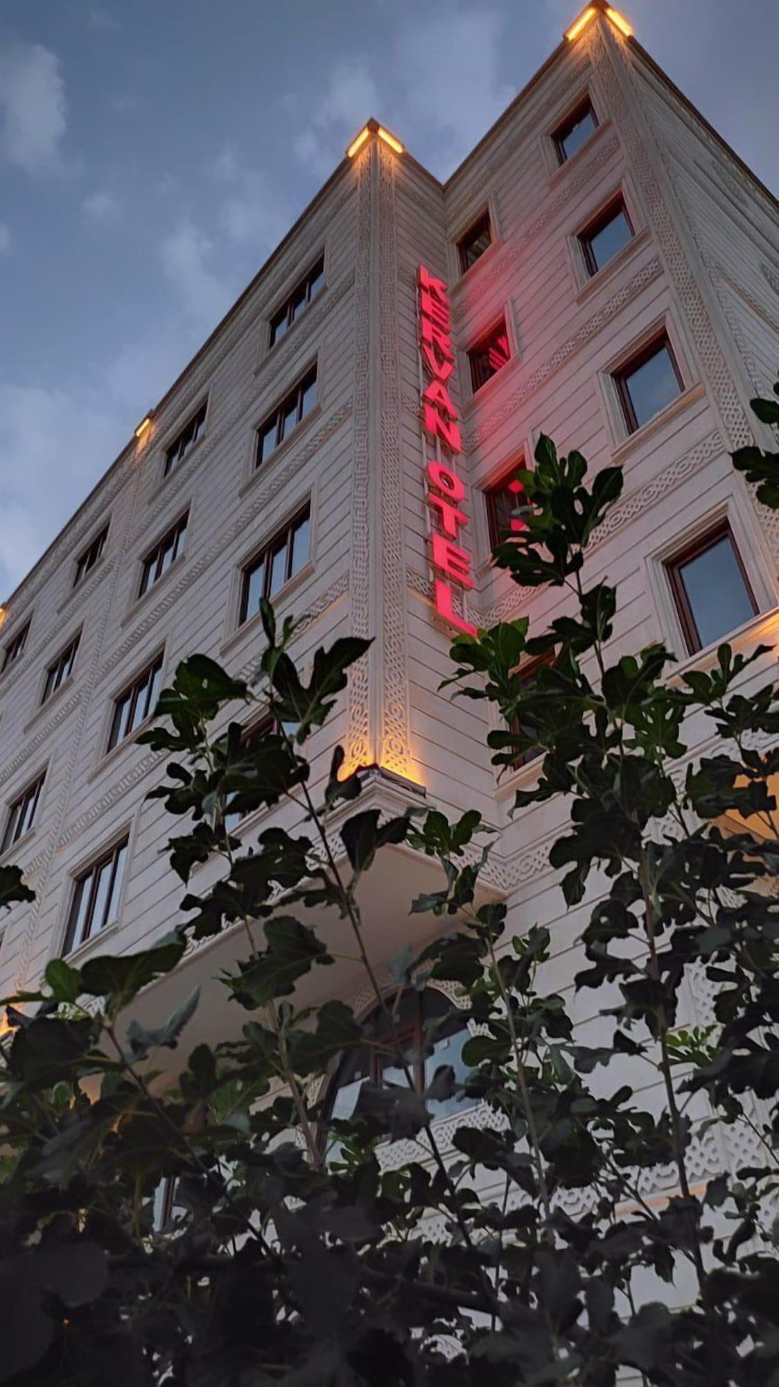 Varios Midyat KERVAN Otel