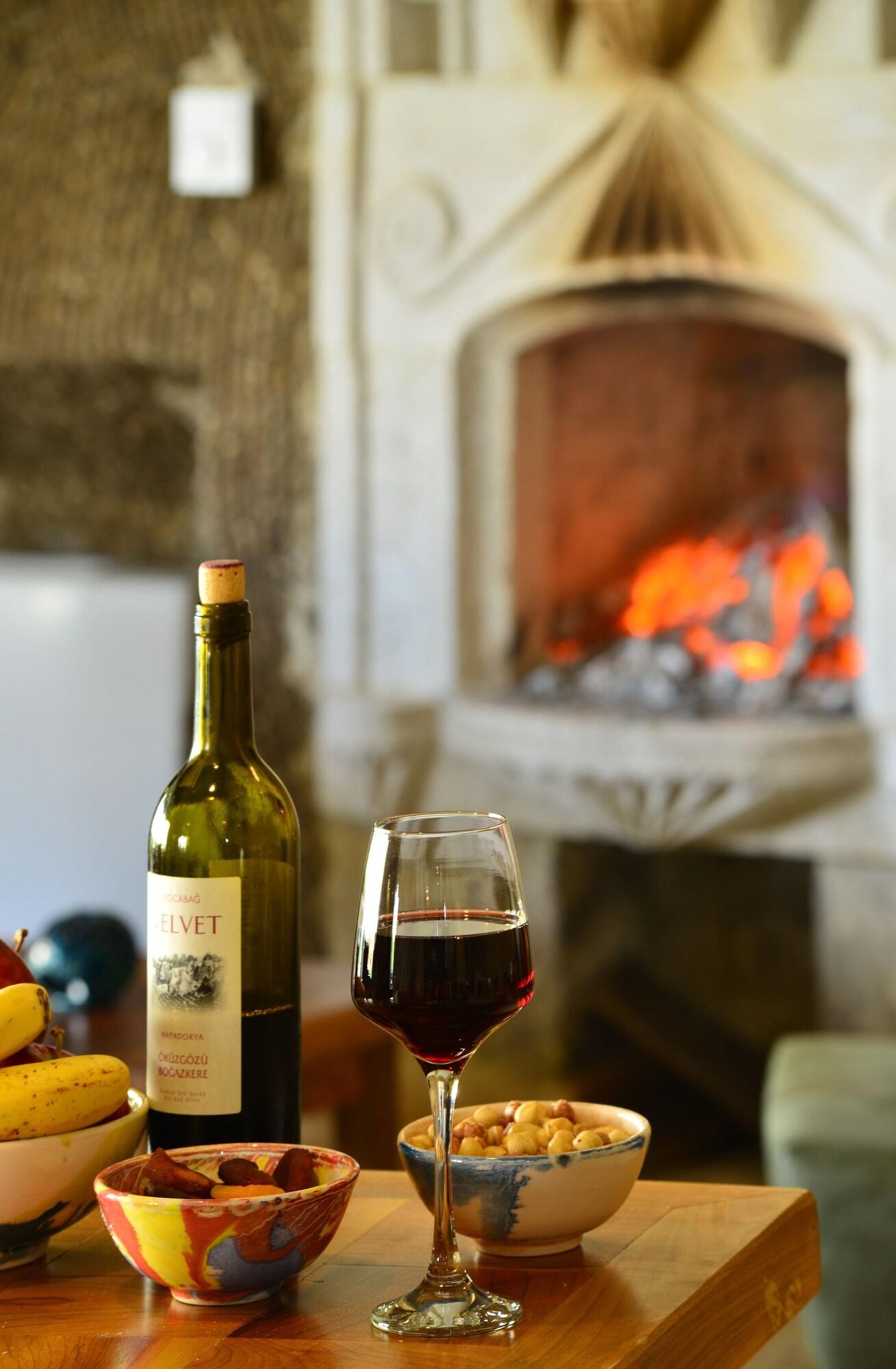 Bar/Salón Aza Cave Hotel Special Class Adults Only