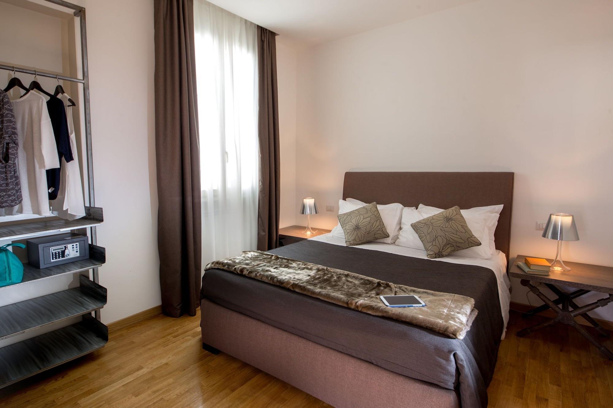 Equipamiento de Habitación Nazionale 51 - Group