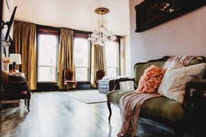 Alquiler Vacacional - Spacious and Elegant Condo in Downtown Hillsboro