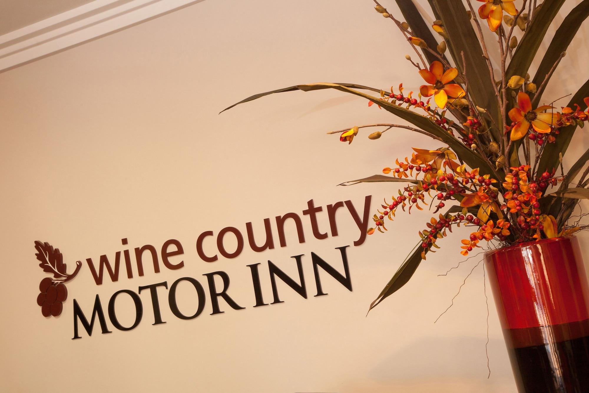 Vista Lobby Wine Country Motor Inn