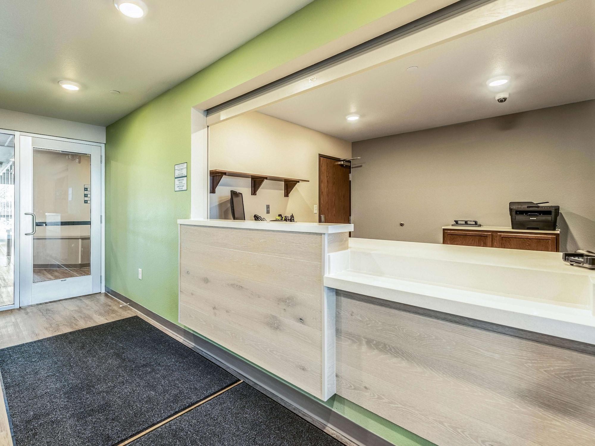 Vista Lobby Extended Stay America Suites - Minneapolis - Airport - Mendota Heights