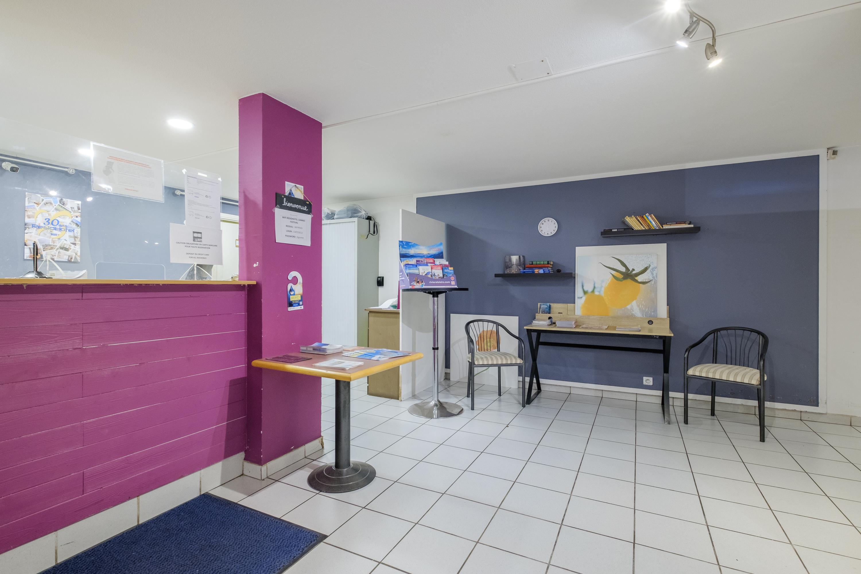 Vista Lobby ResidHotel Cannes Festival