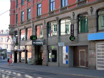 P-Hotel Oslo by null