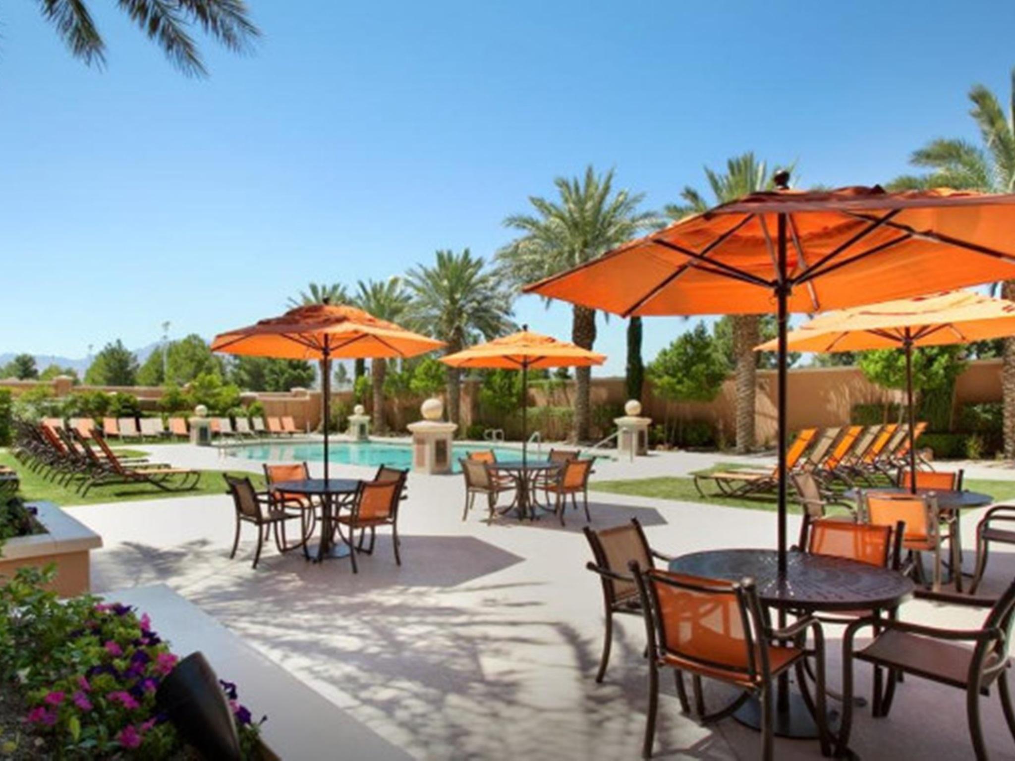 Vista Exterior Suncoast Hotel and Casino