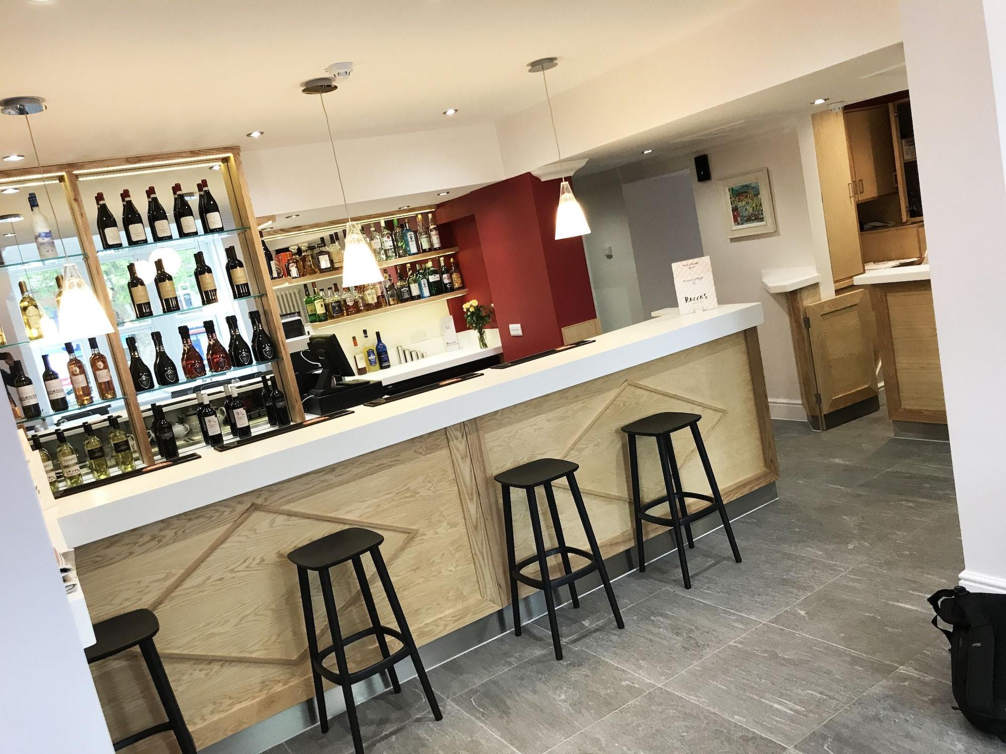 Bar/Salón Gidea Park Hotel
