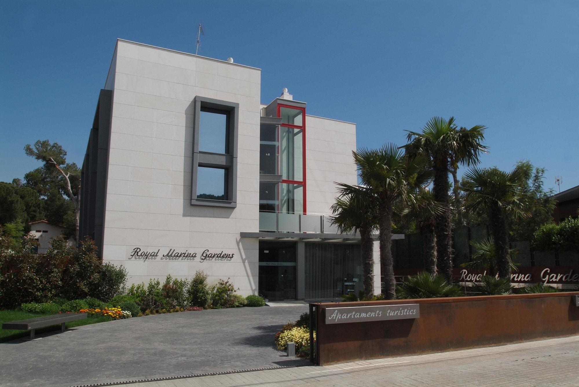 Vista Exterior Apartamentos Turísticos Royal Marina Gardens