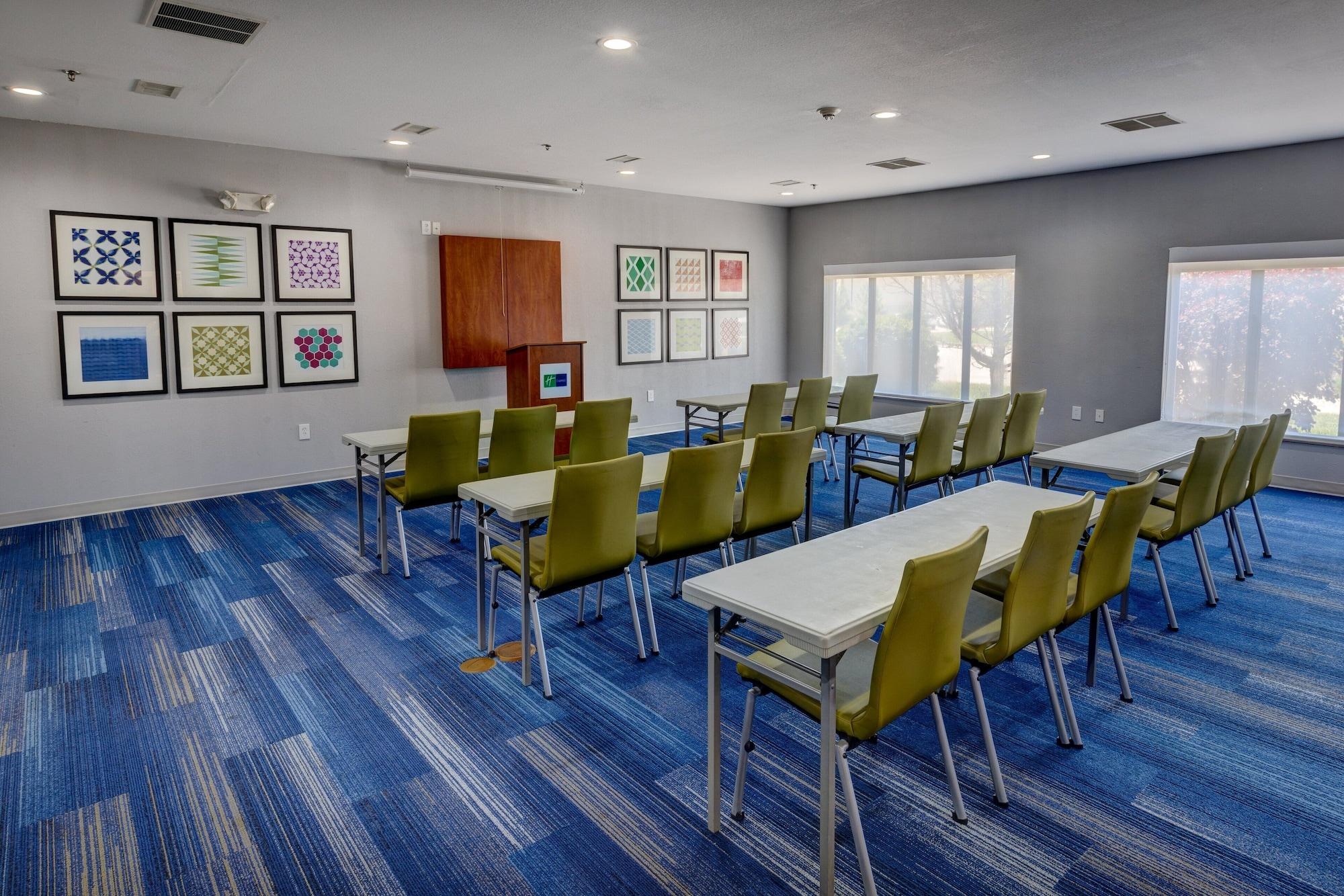 Sala de Reuniones Holiday Inn Express & Suites Shelbyville Indianapolis by IHG