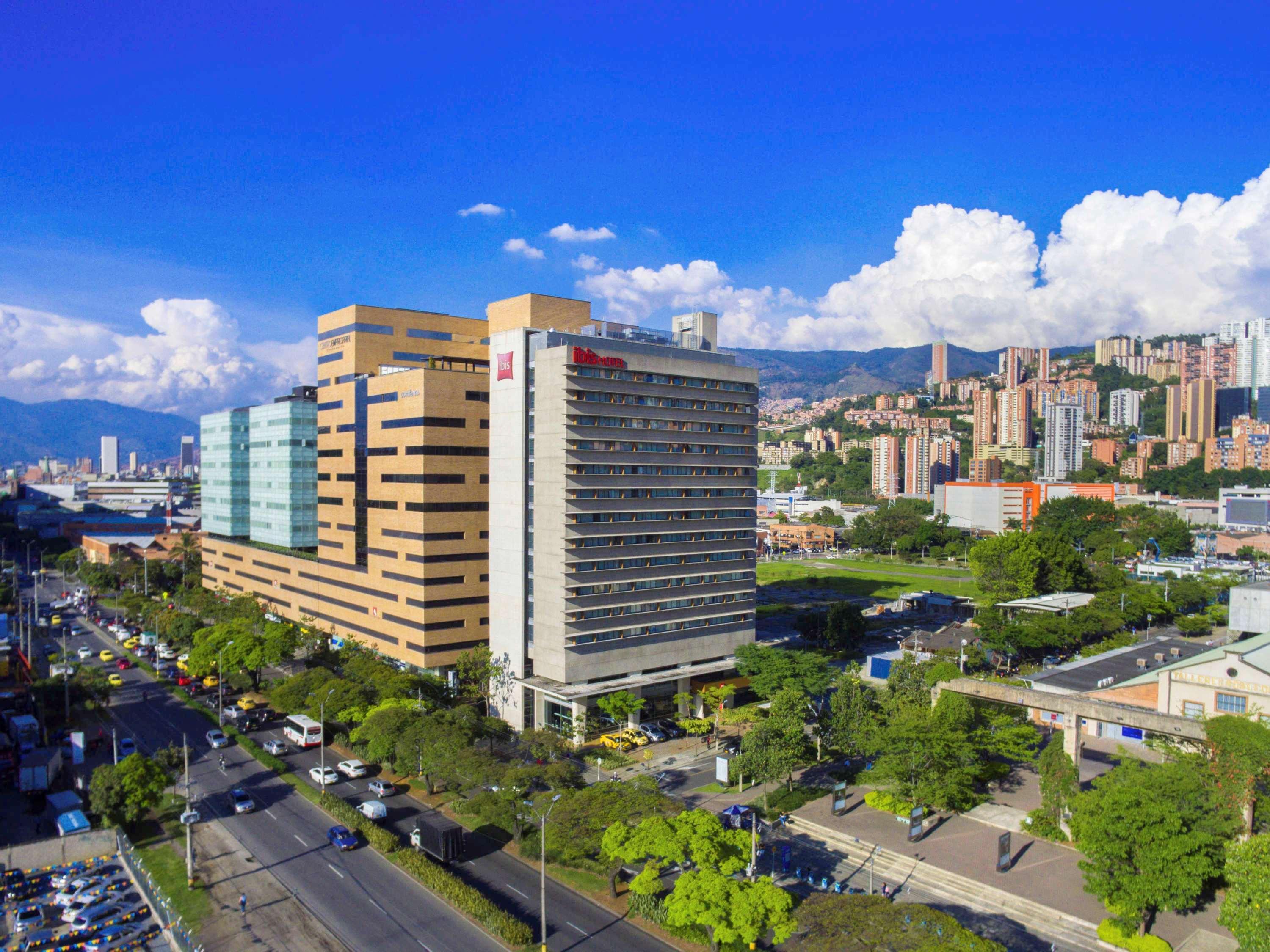 Varios ibis Medellin