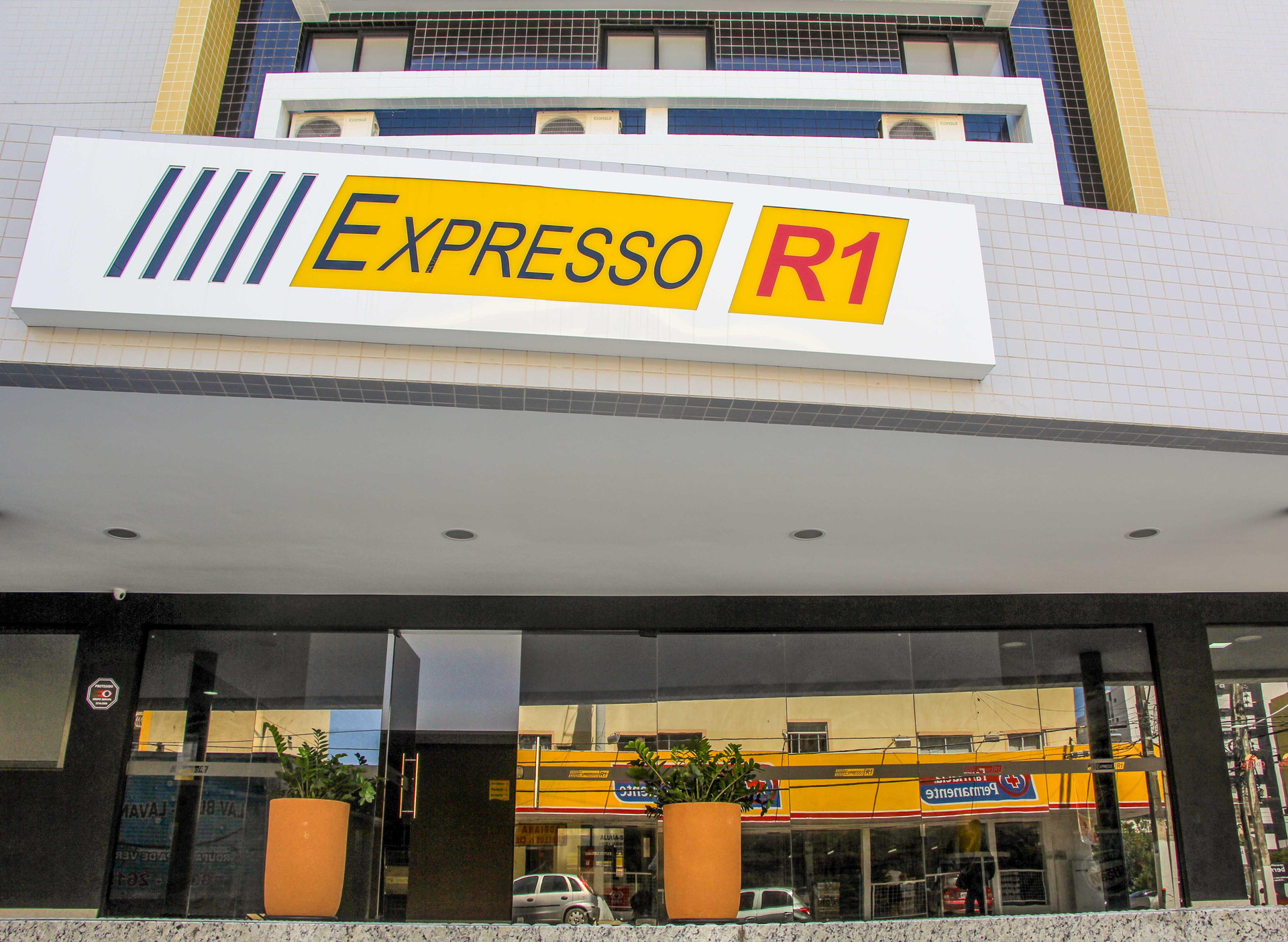 Varios Expresso R1 Hotel