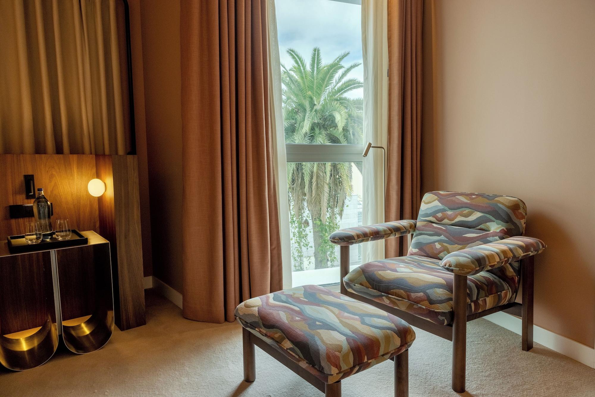 Habitación Cenica Porto Hotel, Curio Collection by Hilton
