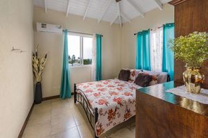 Alquiler Vacacional - Cozy Two Bedroom Apartment Available for Rent in Holetown Area