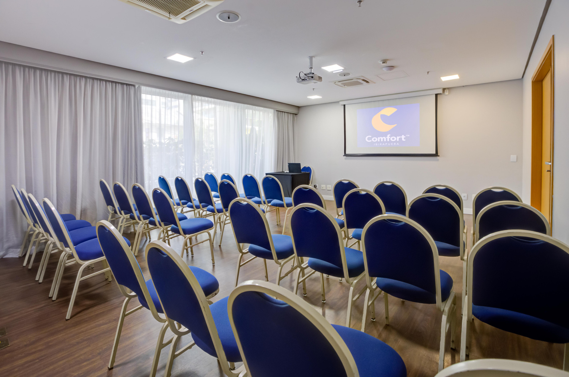Sala de Reuniones Comfort Ibirapuera