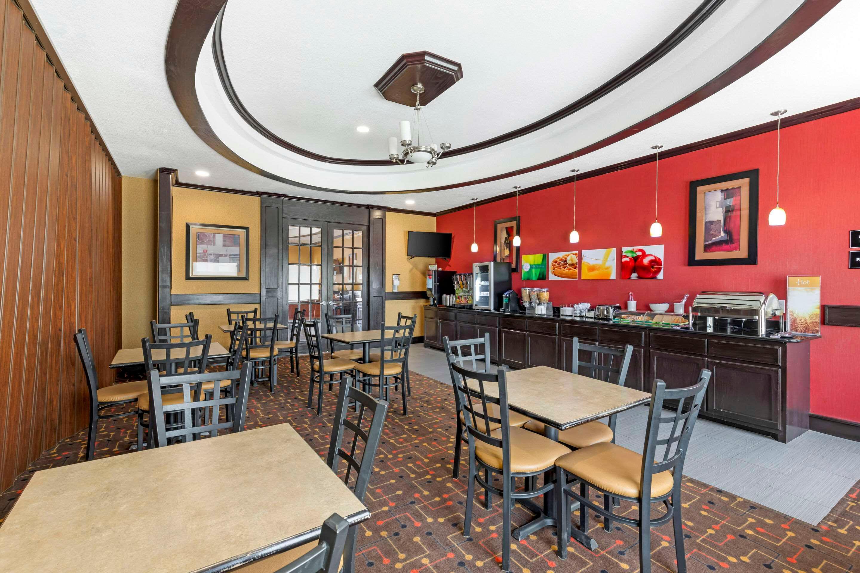 Restaurant Quality Inn & Suites