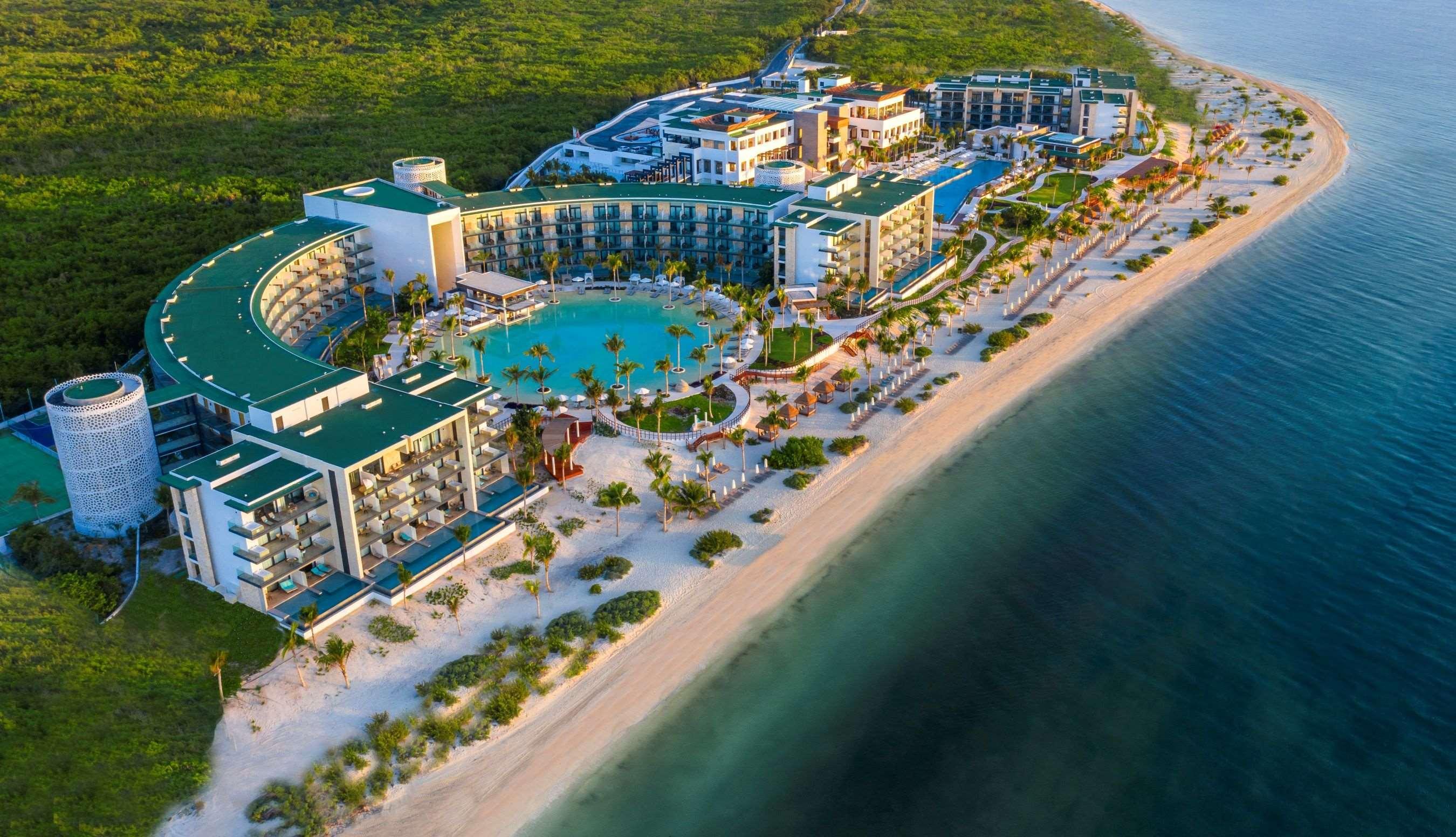Vista Exterior Haven Riviera Cancun - All Inclusive - Adults Only