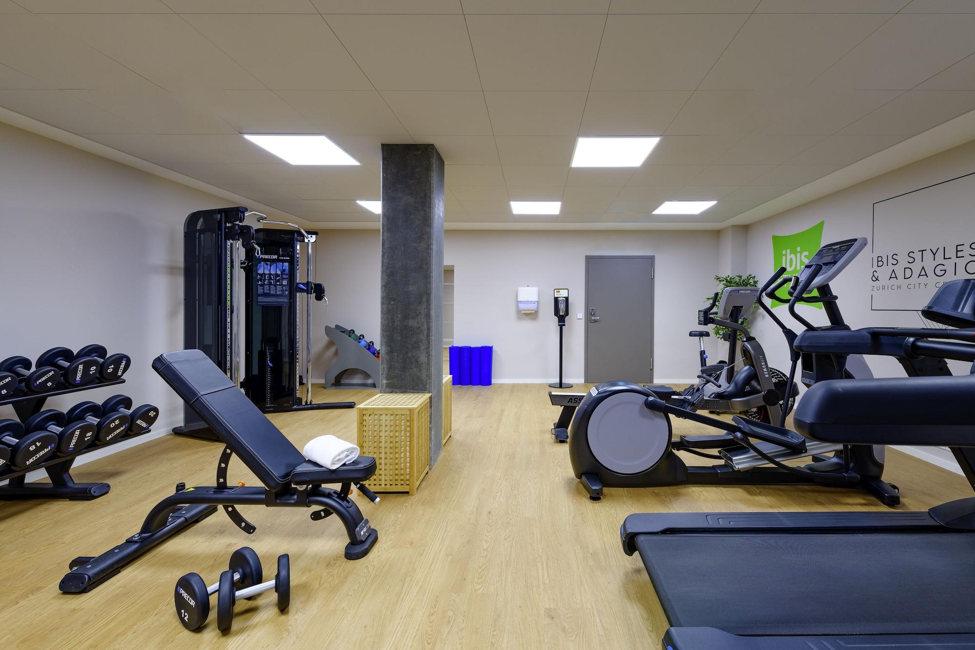 Gimnasio ibis Styles Zurich City Center