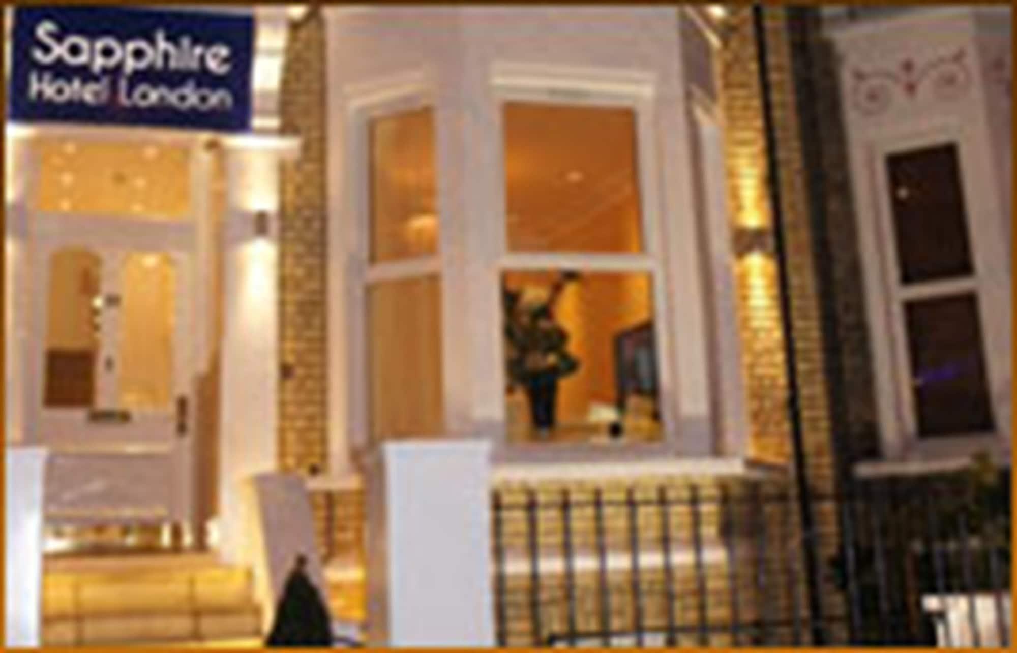 Vista Exterior Sapphire Hotel