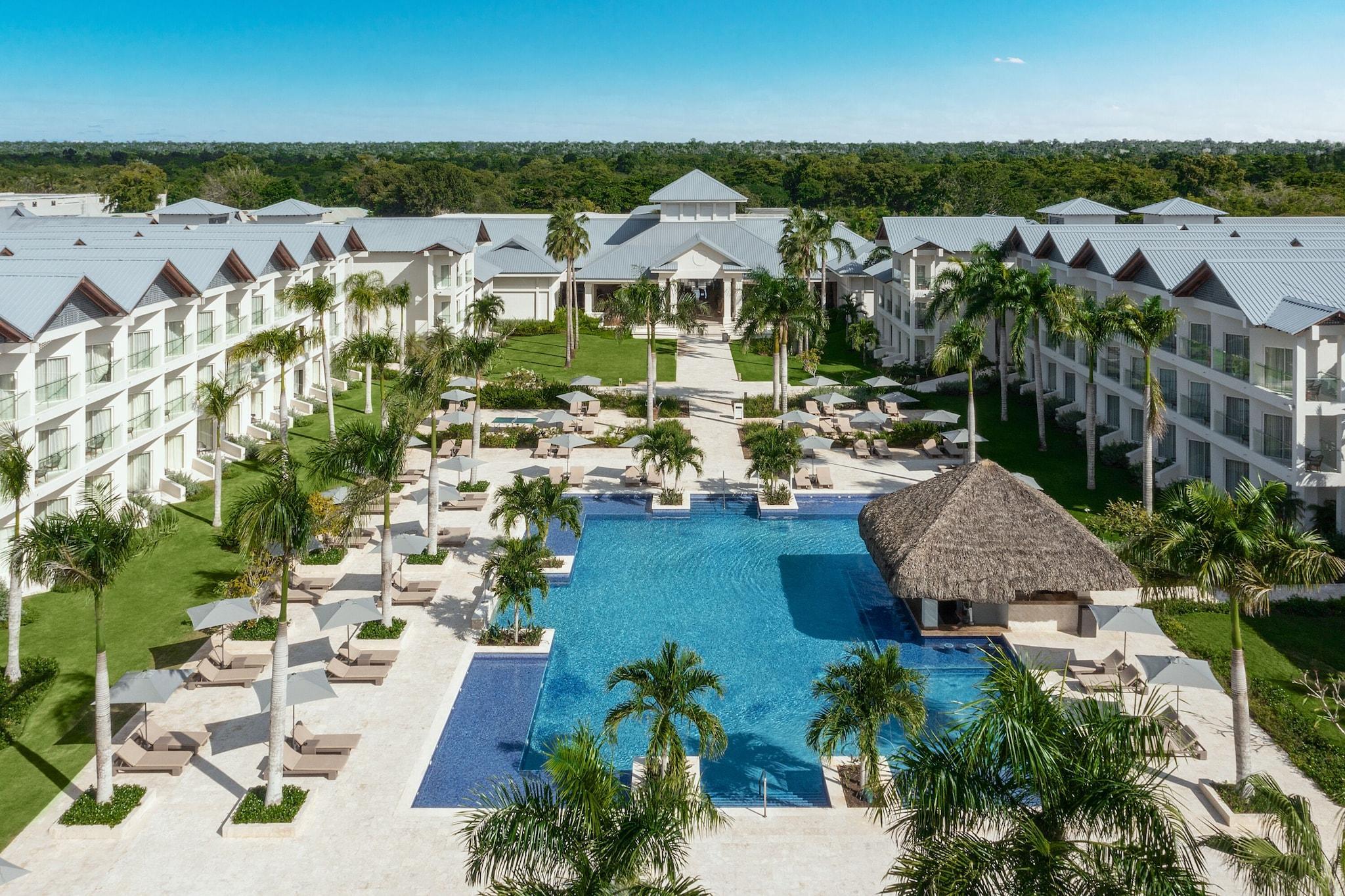 Vista Exterior Secrets La Romana Resort & Spa  - Adults Only - All Inclusive
