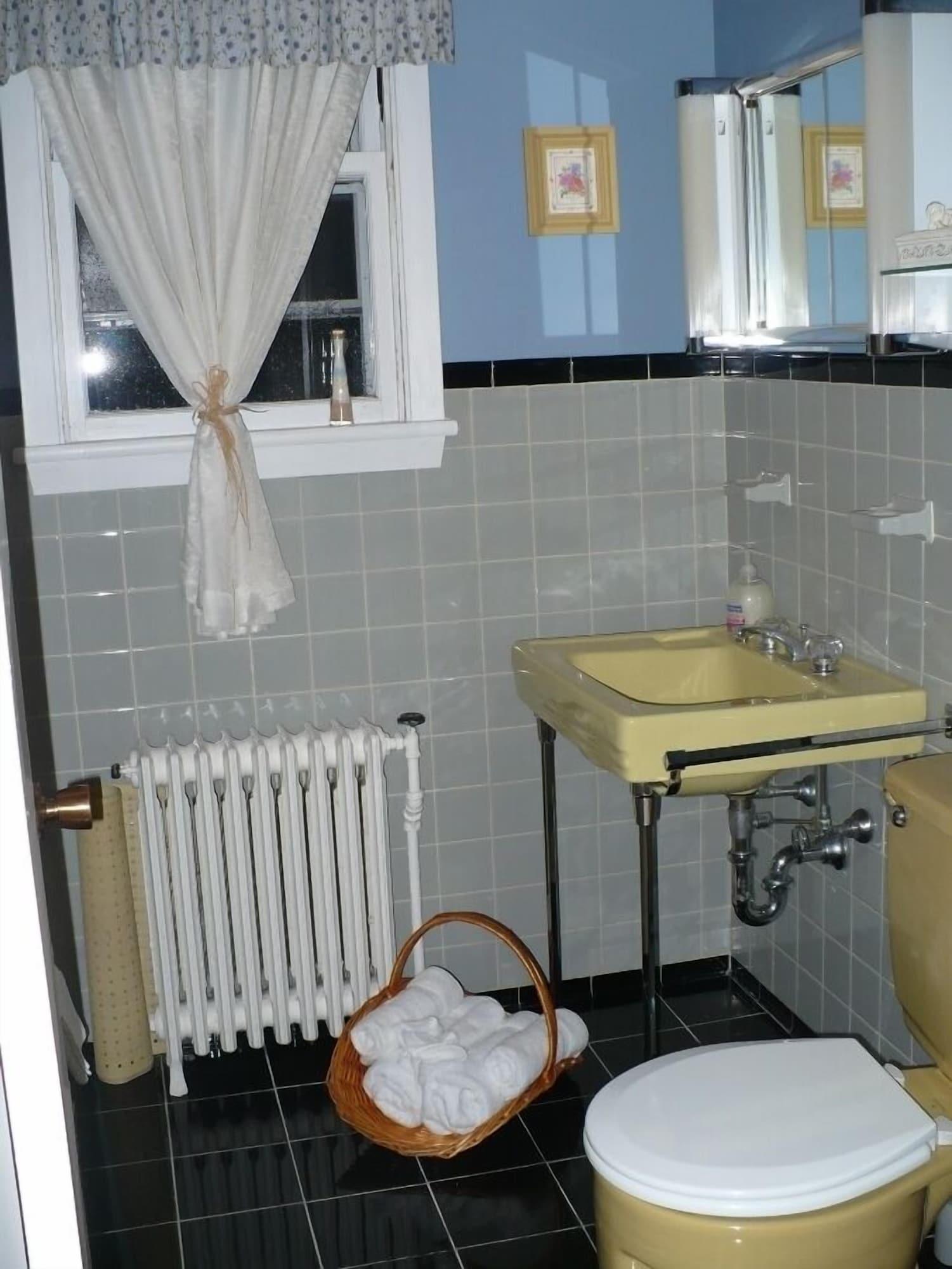 Equipamiento de Habitación Auberge la Bonne Mine