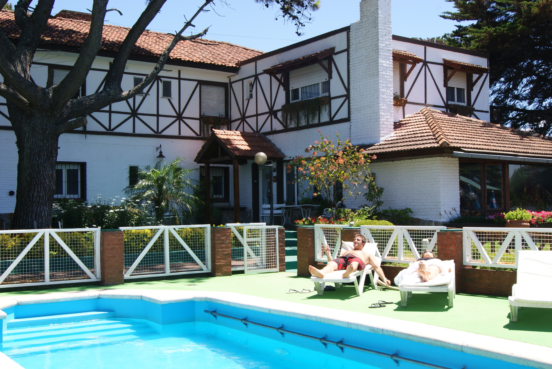 Vista Piscina Hosteria Actinia