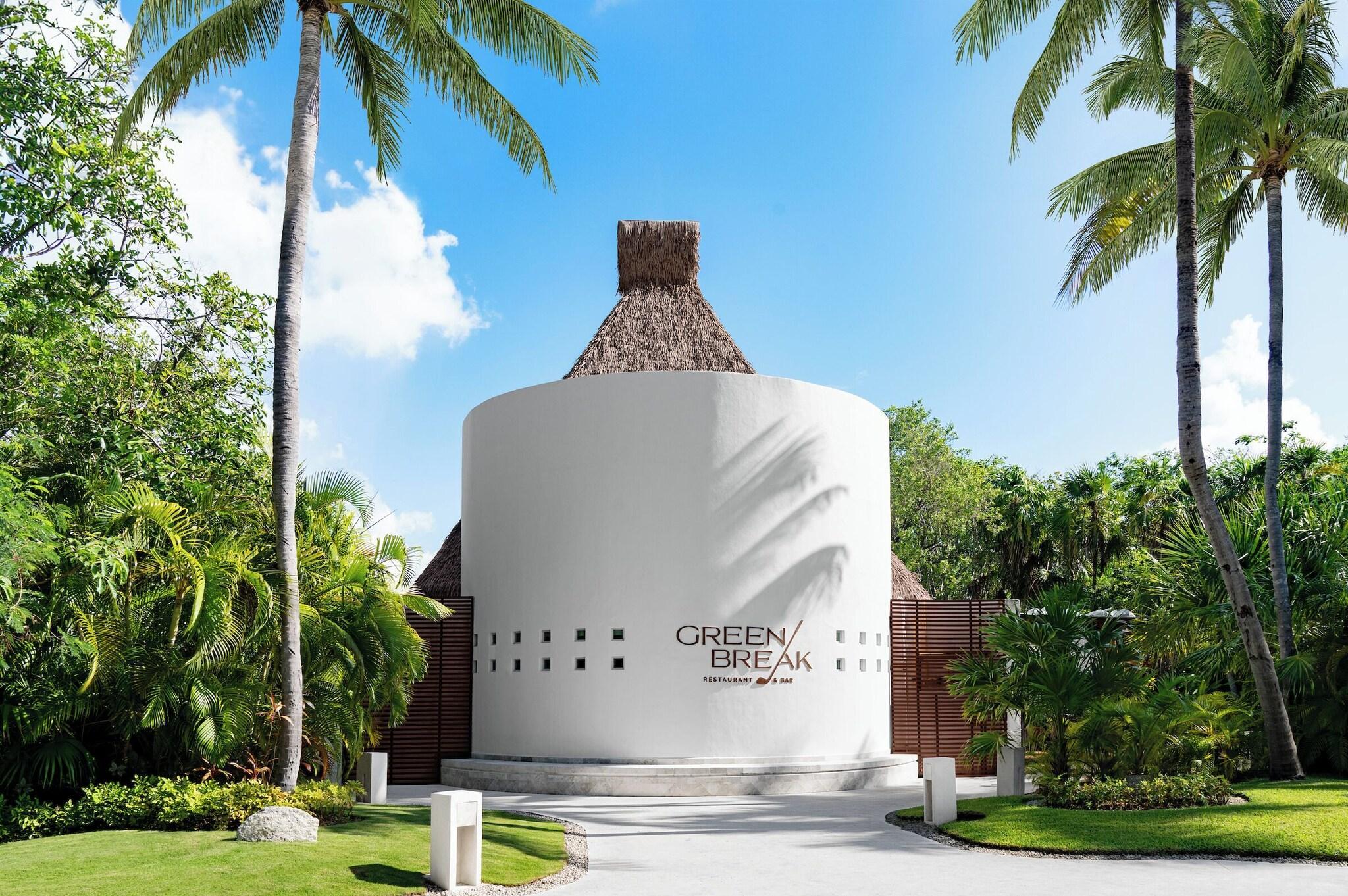 Restaurant Jungala Hotel at VidantaWorld Riviera Maya