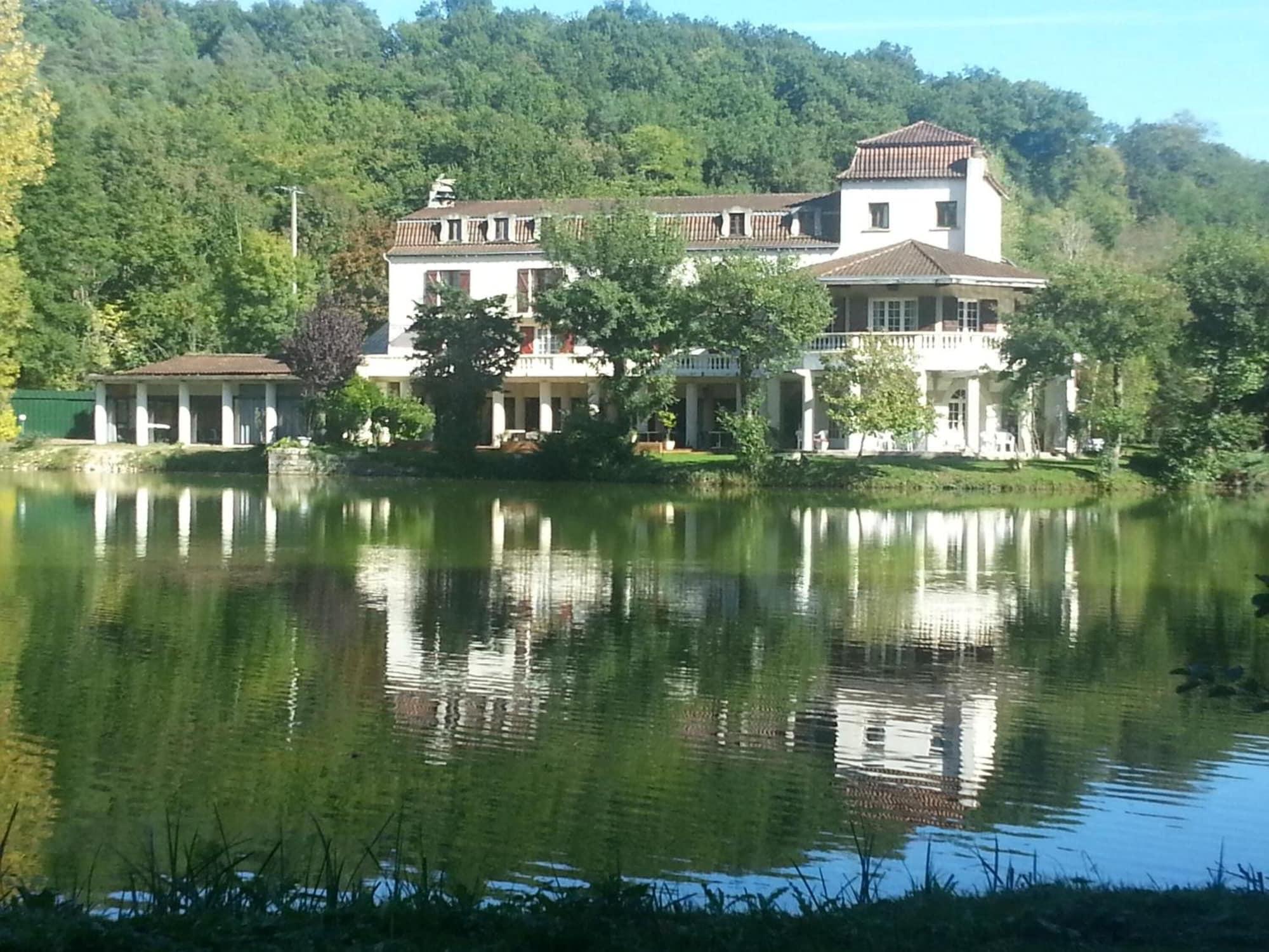 Varios L'Etang des Reynats