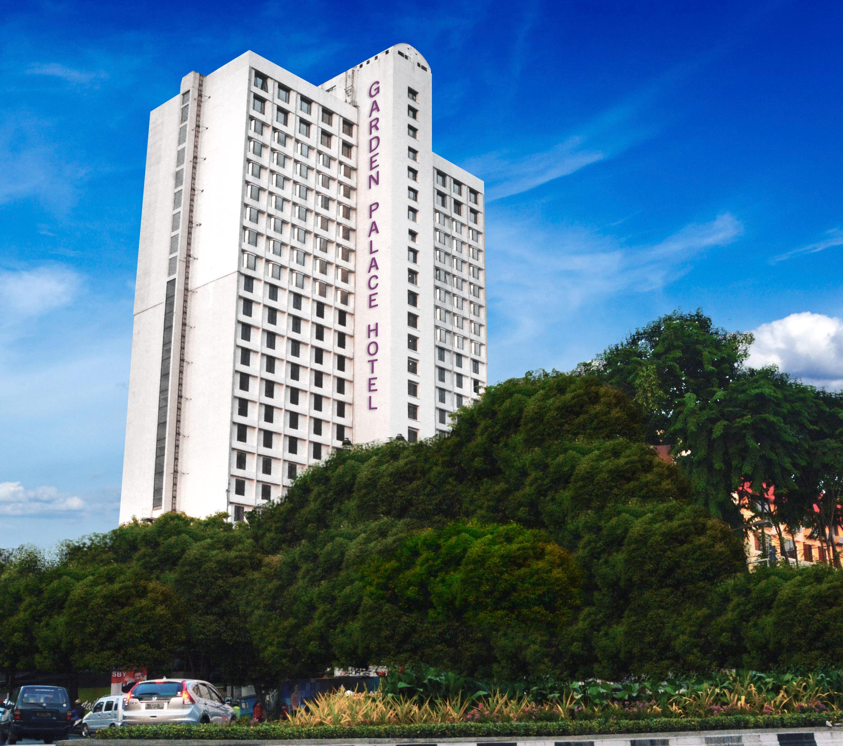 Vista Exterior Garden Palace Hotel Surabaya