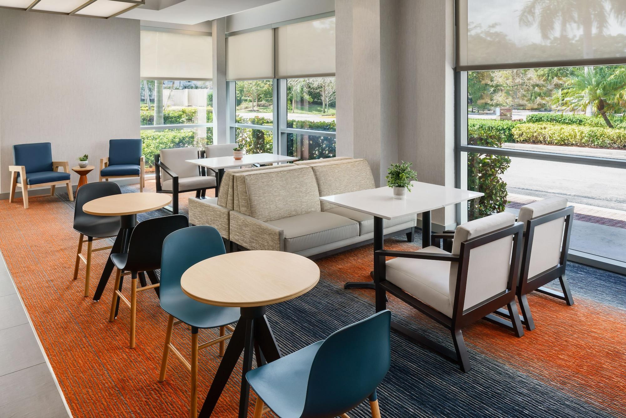 Restaurant HYATT house Fort Lauderdale Airport & Cruise Port