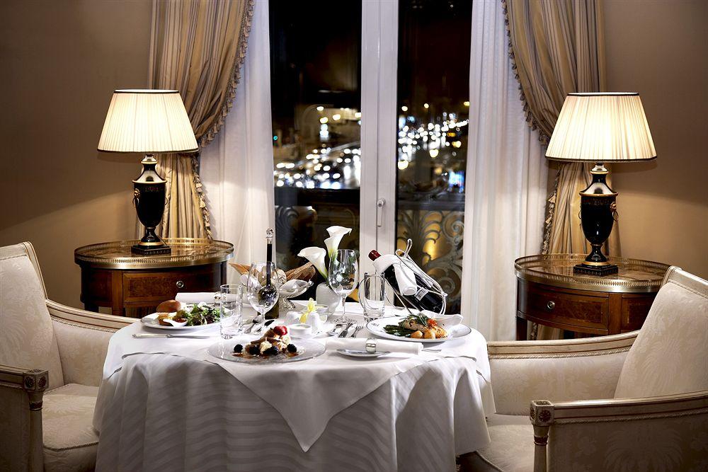 Comodidades do quarto Hotel Grande Bretagne, a Luxury Collection Hotel, Athens