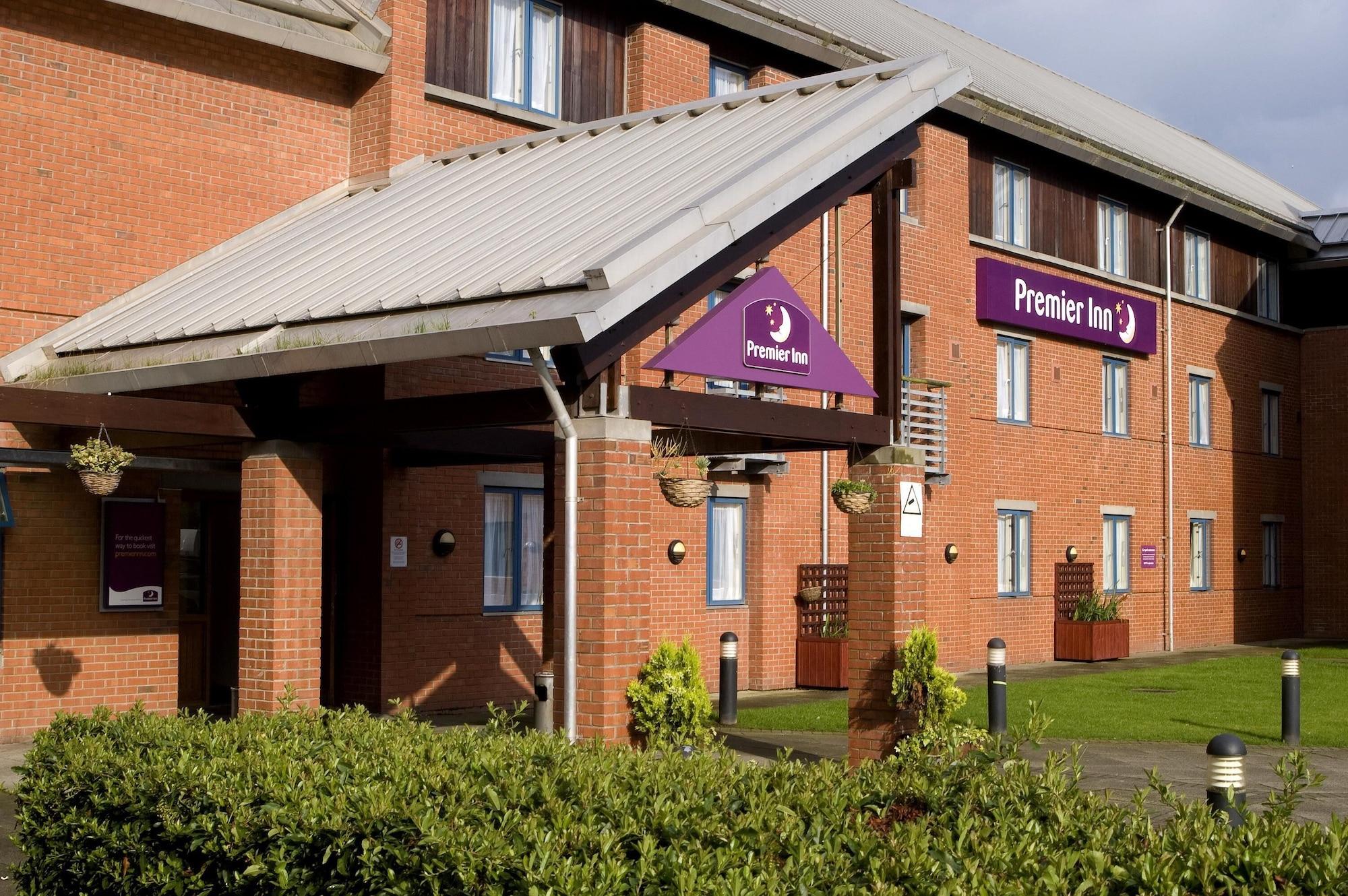 Varios Premier Inn Edinburgh Leith Waterfront