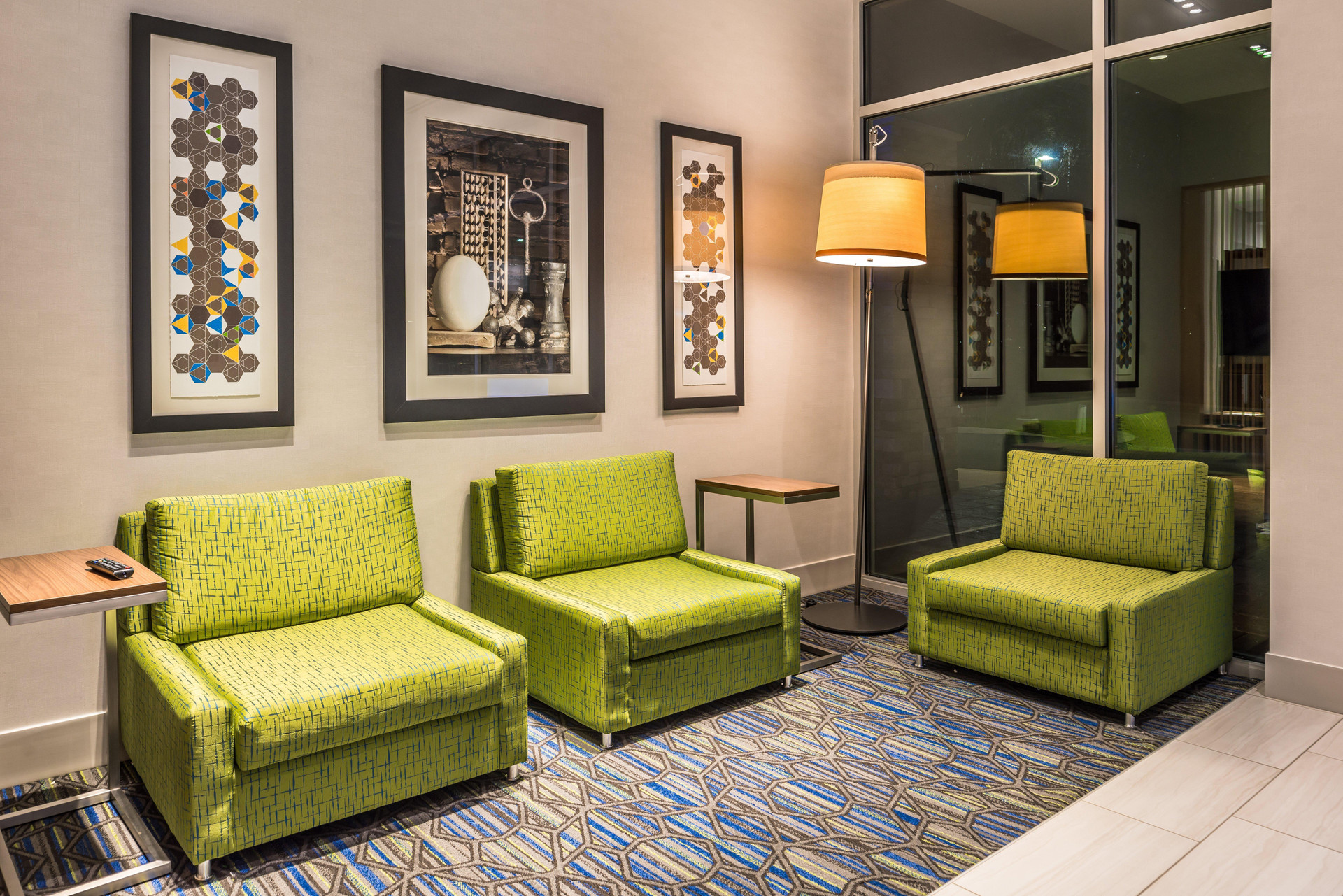 Vista Lobby Holiday Inn Express & Suites Farmville by IHG