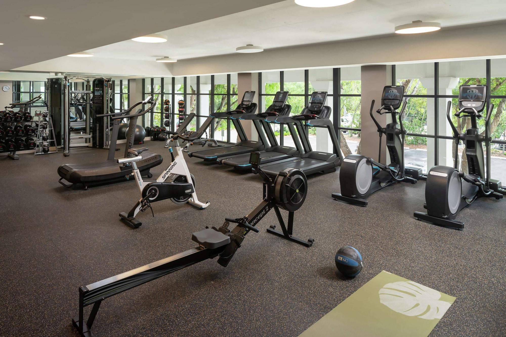 Gimnasio Baker's Cay Resort Key Largo, Curio Collection by Hilton