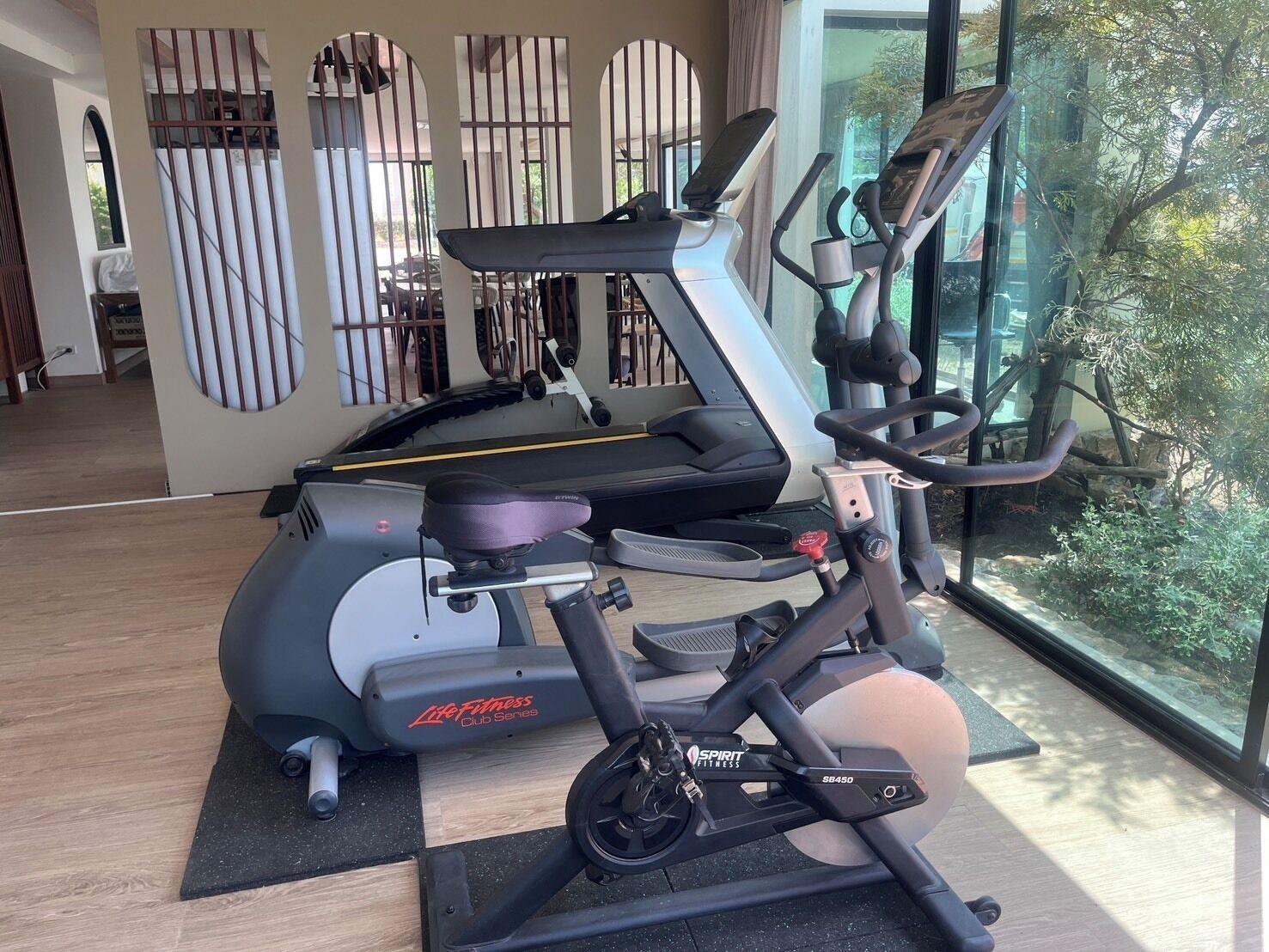 Gimnasio The Peak Hill Pool Villa