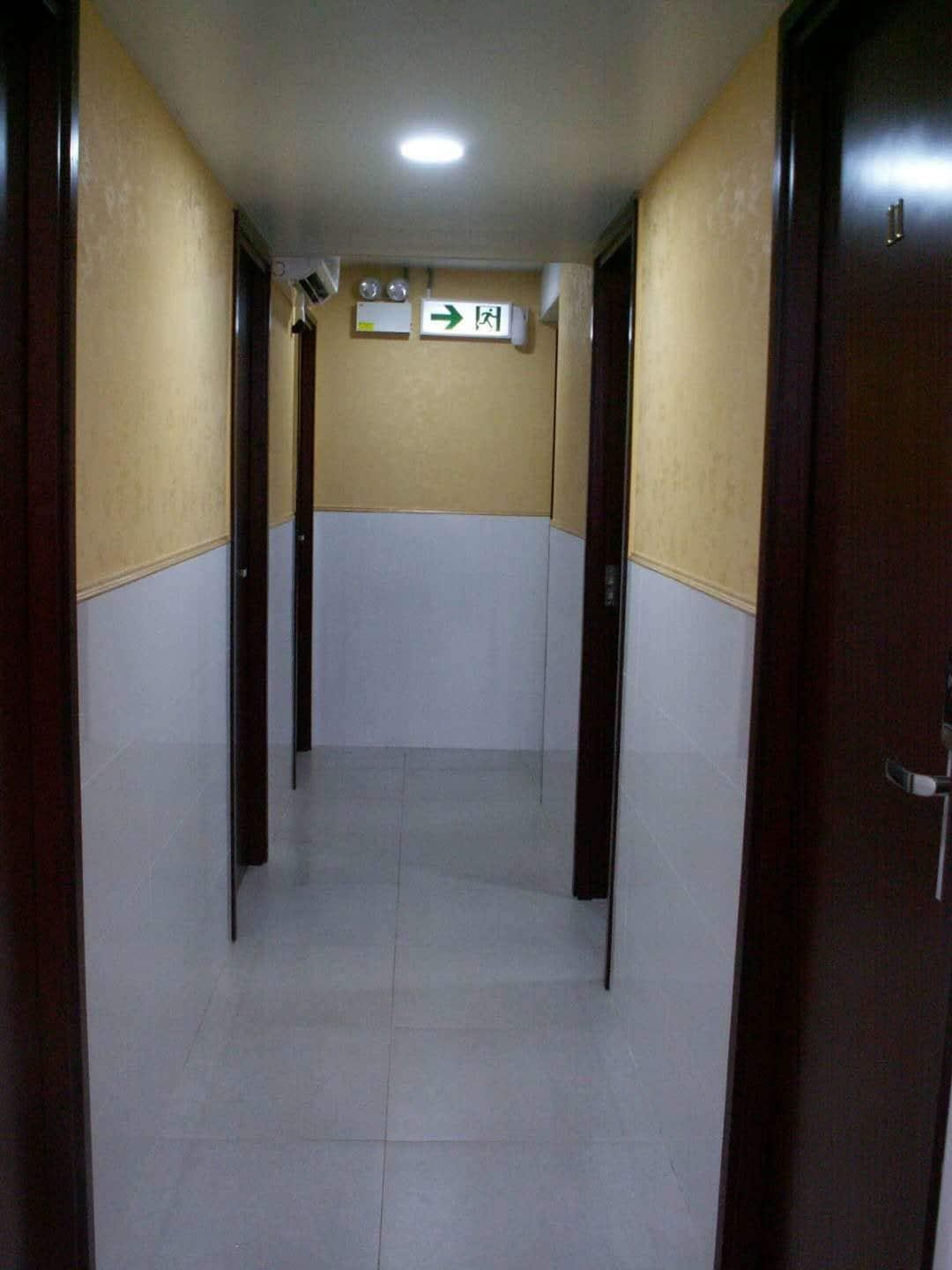 Varios Lung Wa Hotel