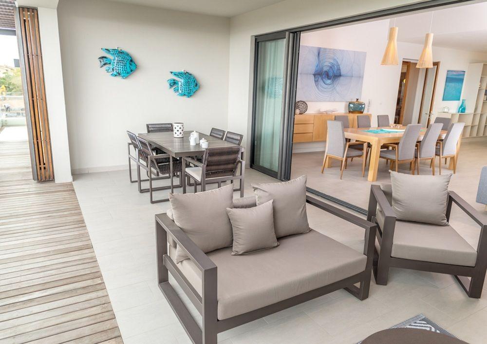 Varios Carlos Bay by Dream Escapes