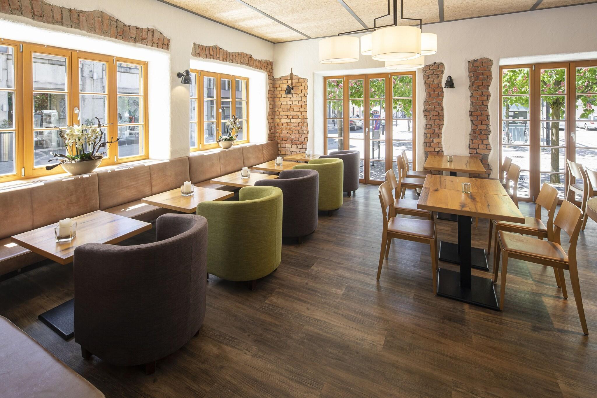 Restaurant Riku Hotel Memmingen Hallhof