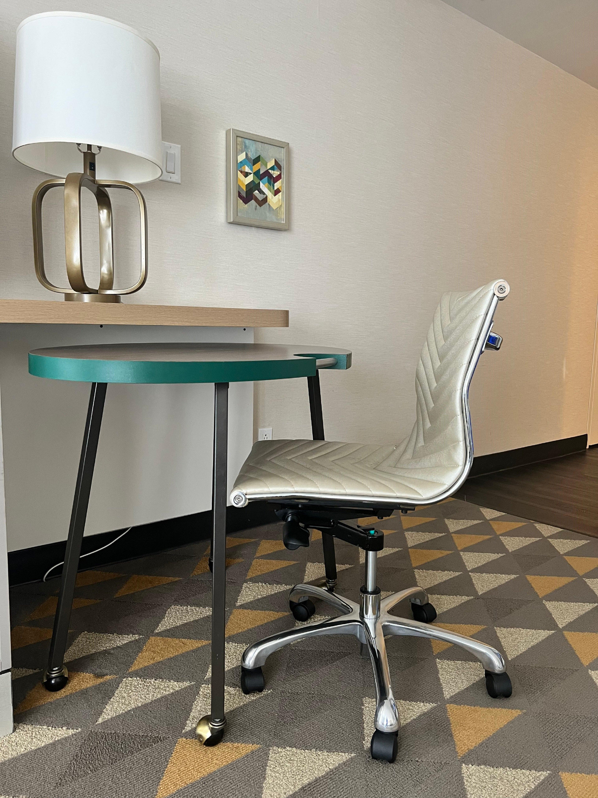 Vista Lobby Holiday Inn Toronto Airport East by IHG