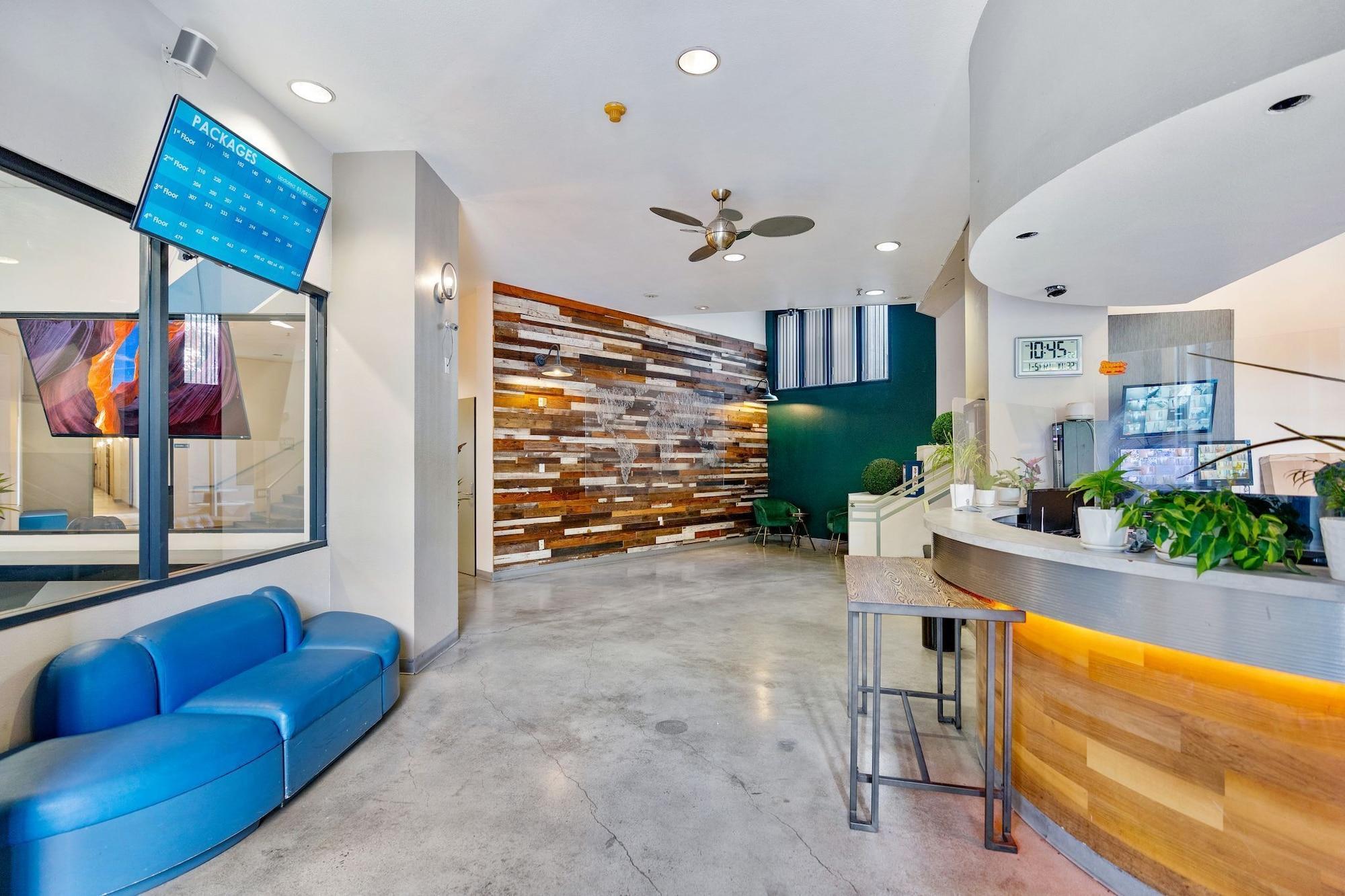 Varios Little Italy Inn - Limited Service Apart Hotel