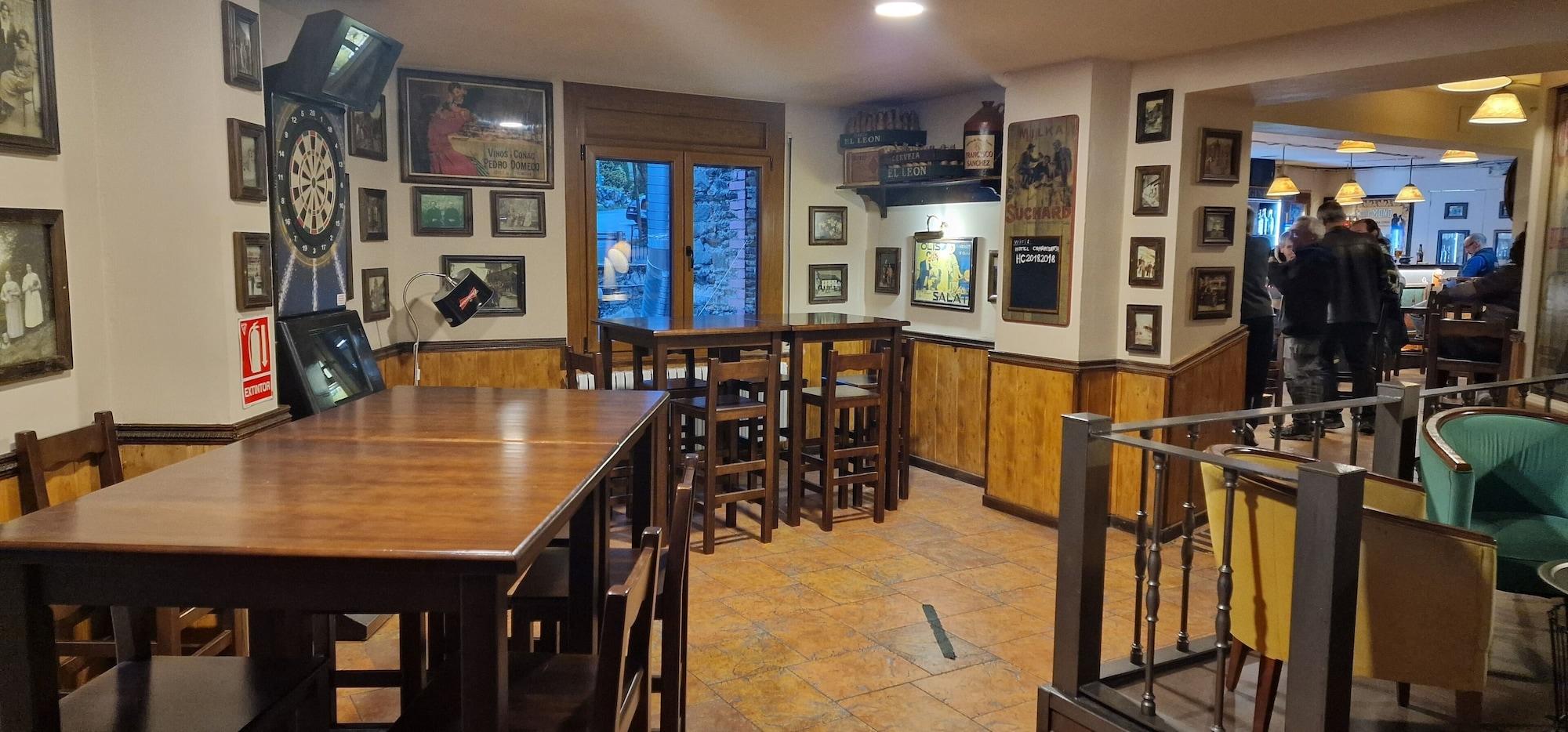 Bar/Salón Hotel Comapedrosa