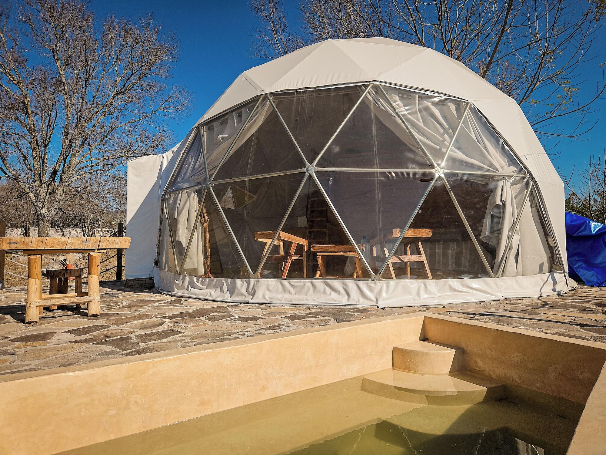 Vista Piscina Xhere Glamping By GEstores