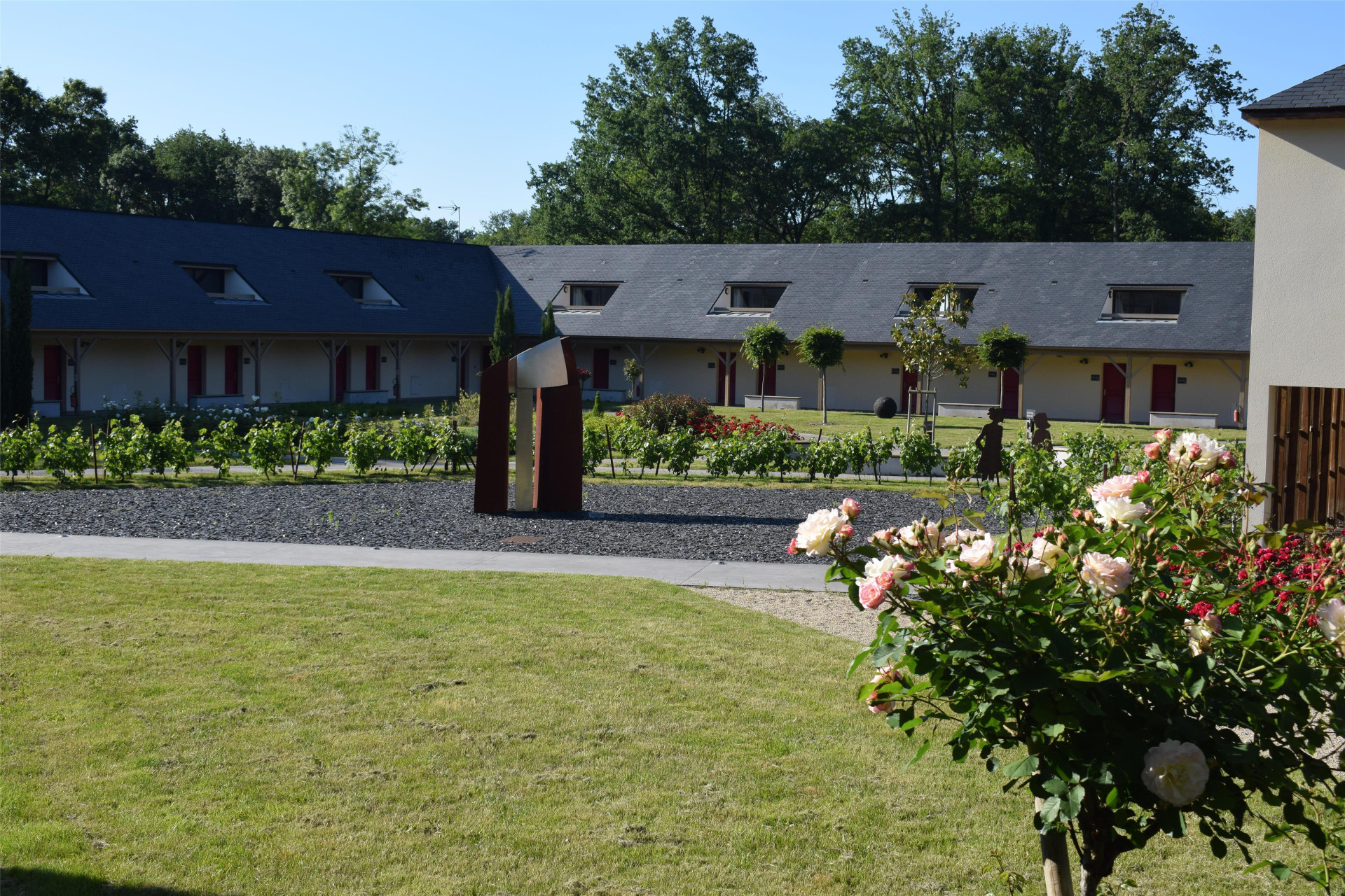 Vista Exterior Loire & Sens