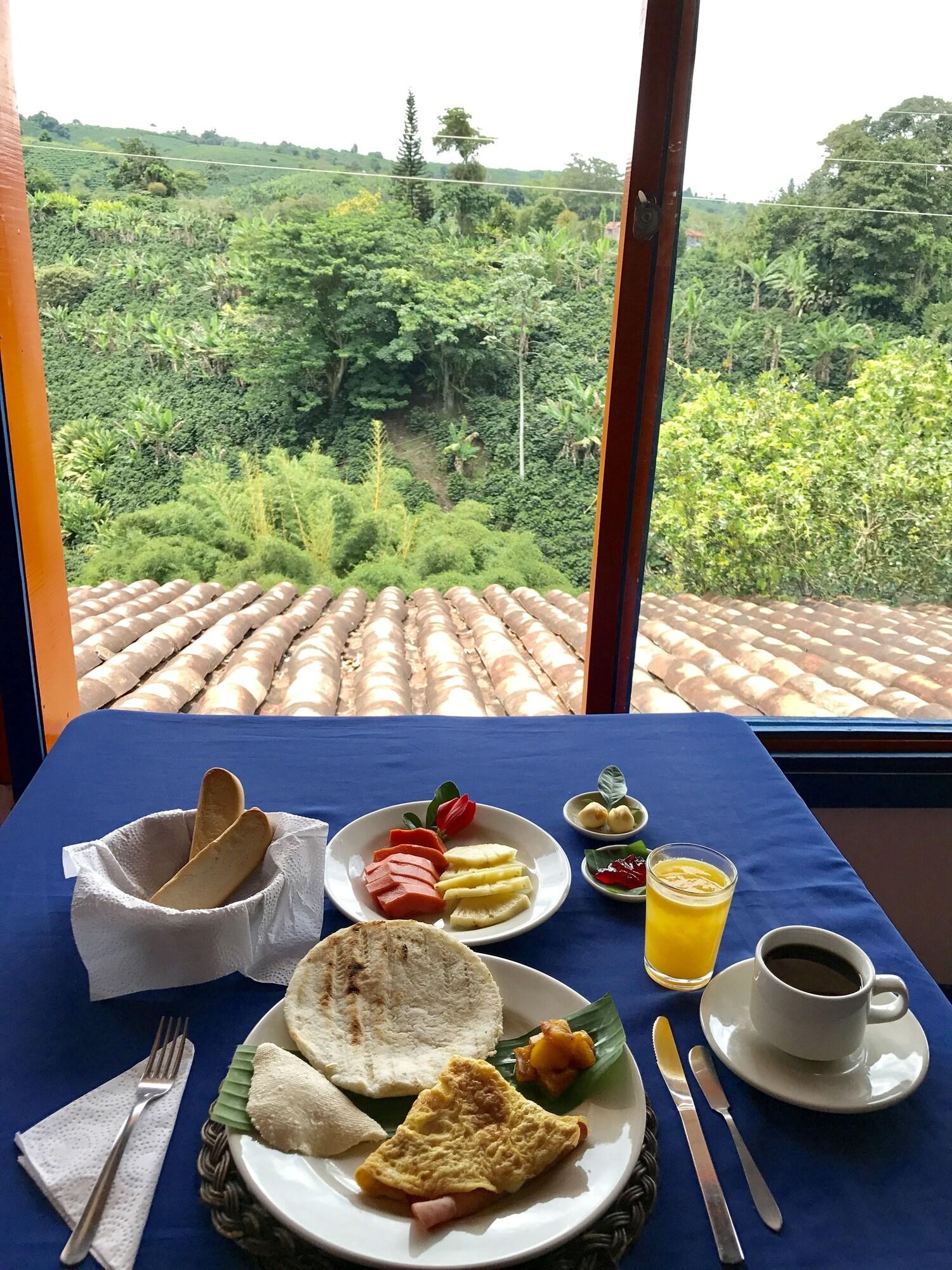 Restaurant Finca Hotel Bosques del Samán Alcalá